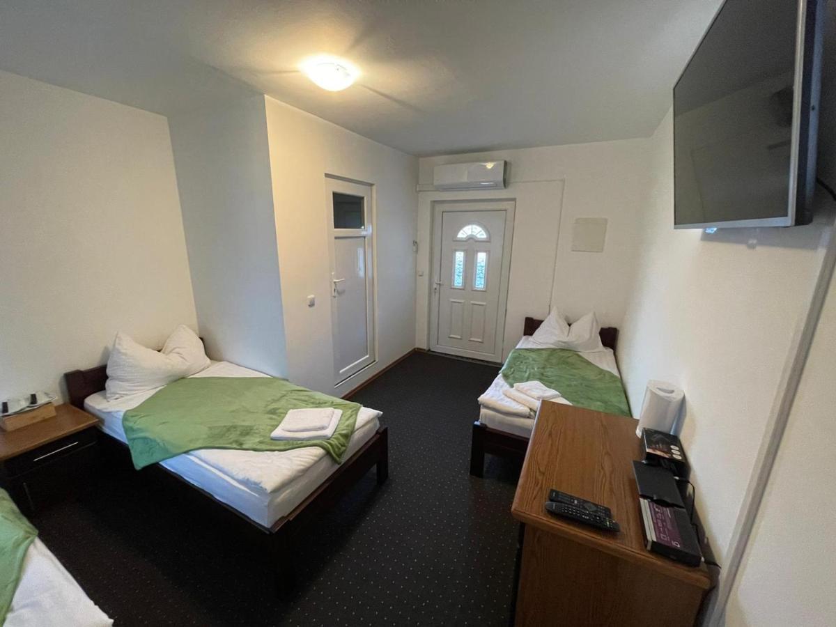 451 Rooms กราซ ภายนอก รูปภาพ