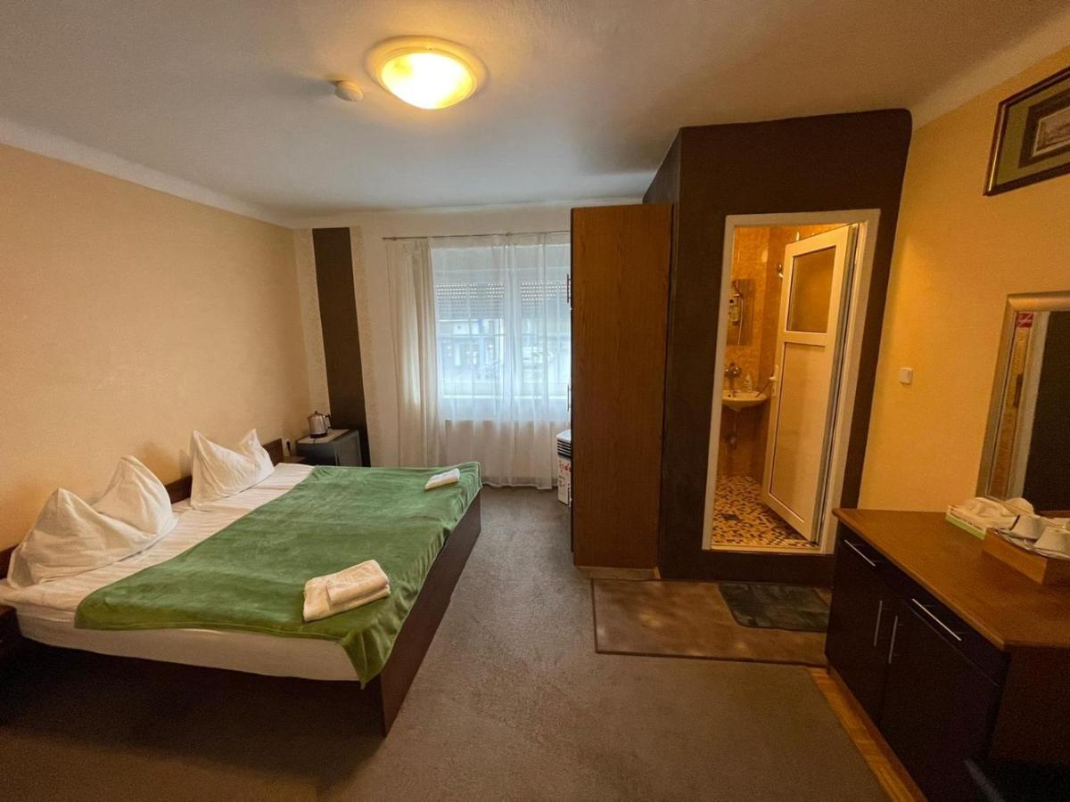 451 Rooms กราซ ภายนอก รูปภาพ